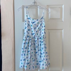 white dress•johnnie b